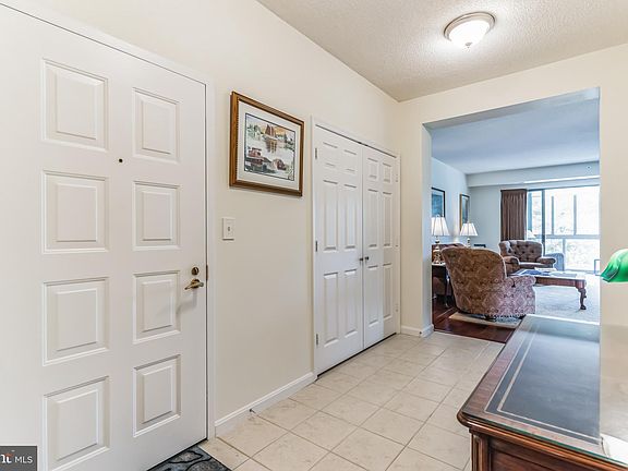 2nd image of 940 Astern Way Unit 402