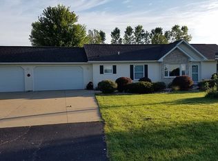 111 Nathan Ct, Omro, WI 54963
