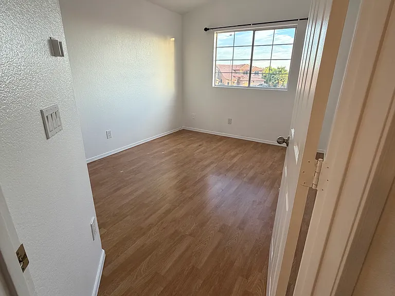 2457 N 125th Ln — Photo 21
