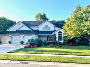11 Parkview Dr, Minster, OH 45865