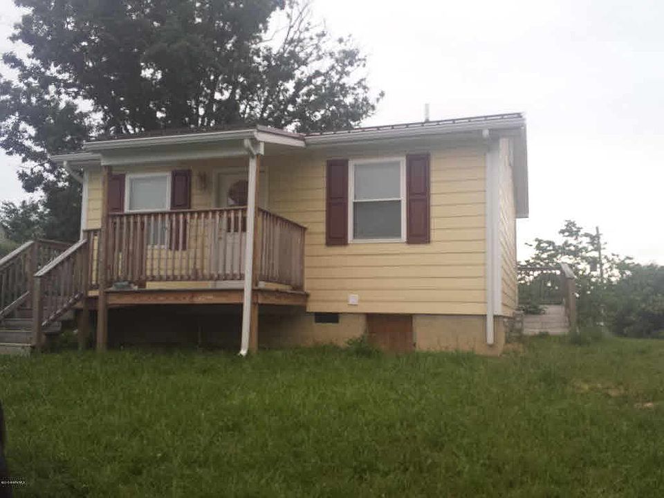 1st image of 204 Crestline Dr