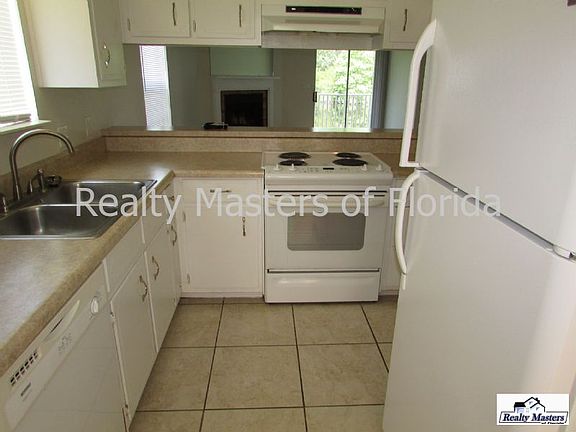 4th image of 1500 Johnson Ave #111