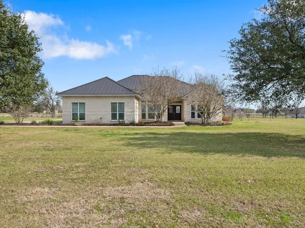 3556 Riata Ct, Bryan, TX 77808