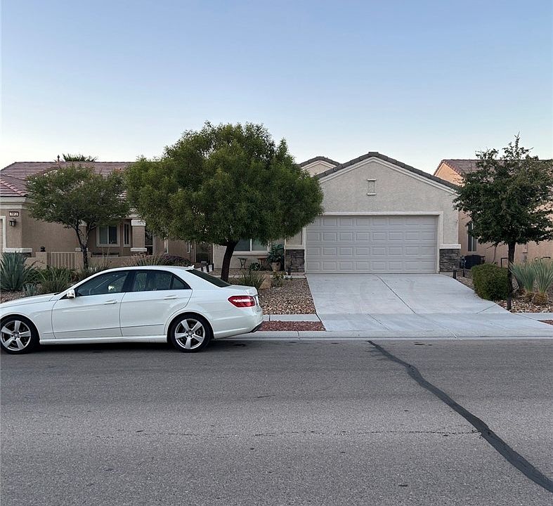 1st image of 7908 Broadwing Dr