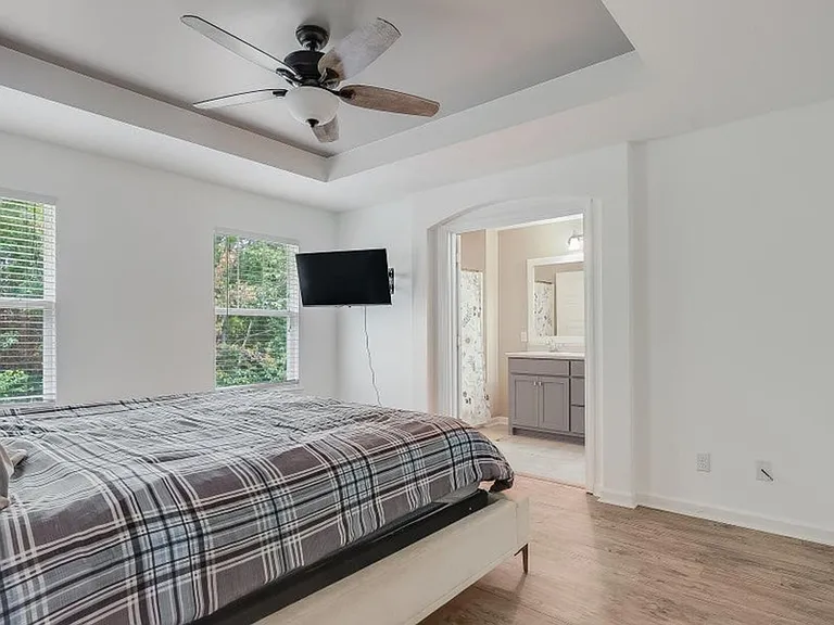7228 Quail Hollow Dr — Photo 8