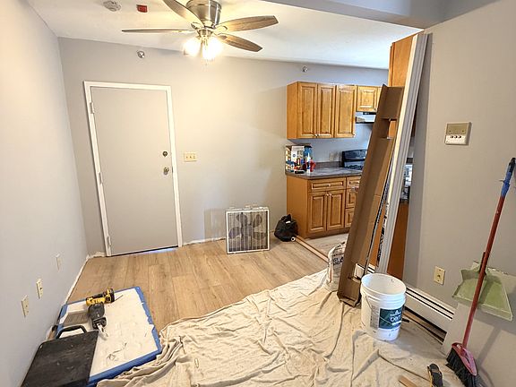 3rd image of 20 Fenno St APT 13