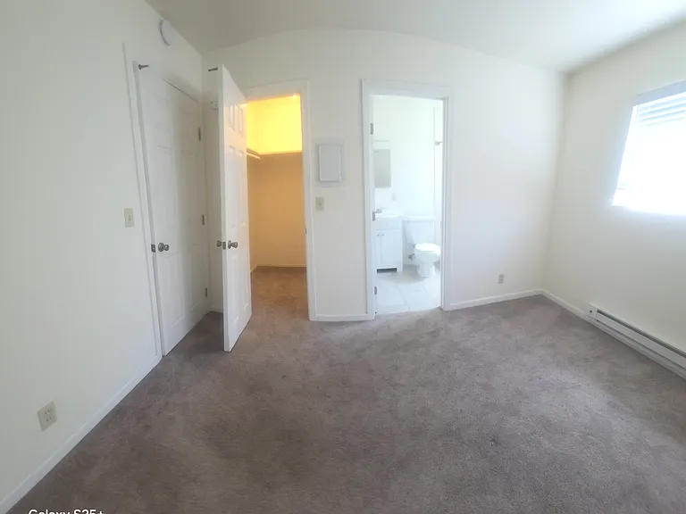 415 S 8th St #6 — Photo 3