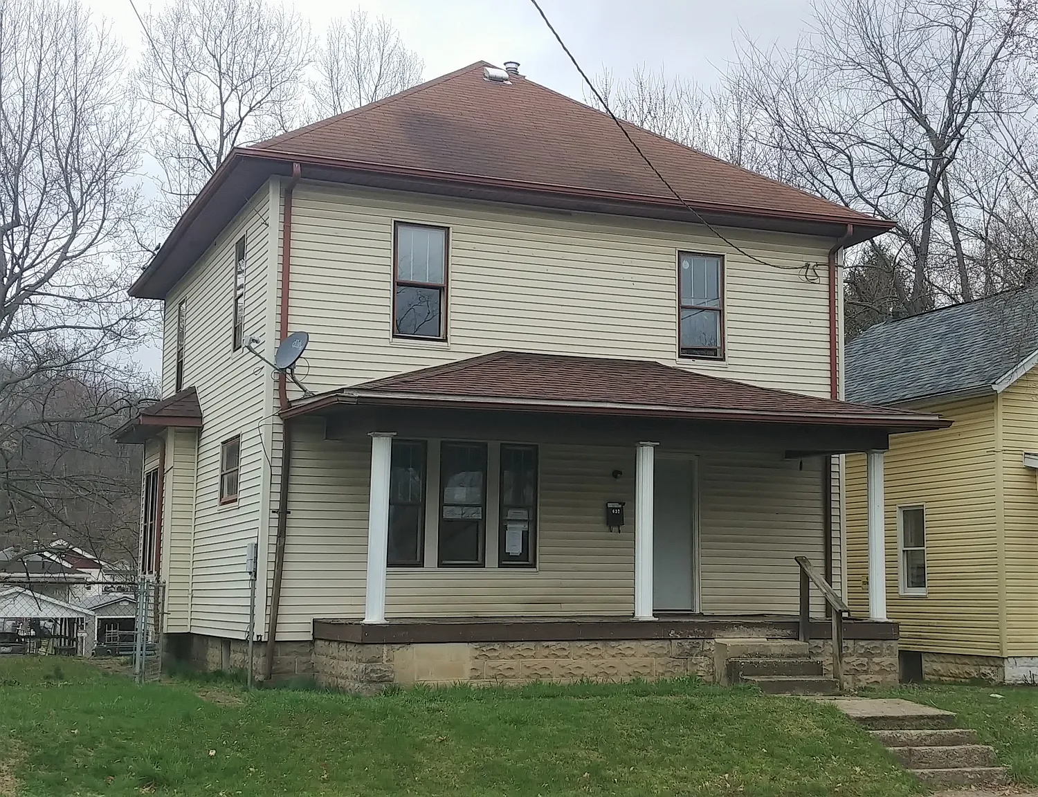 637 Spangler Dr photo 1
