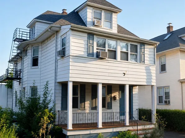 423 Magnolia St, Highland Park, NJ 08904
