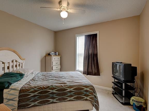 4th image of 1381 Scrub Oak Dr