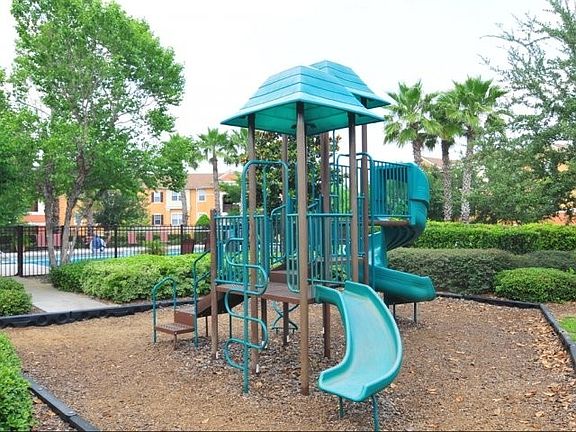5th image of 734 Sherwood Terrace Dr APT 308