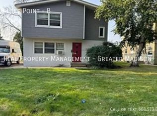 2009 Lake Point Dr APT B, Madison, WI 53713