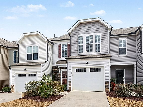 3rd image of 152 Woodford Reserve Ct