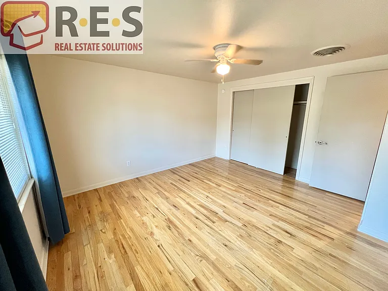 2723 S Otis St — Photo 8