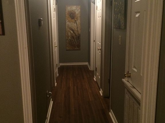 4th image of 918 Crawford Cir