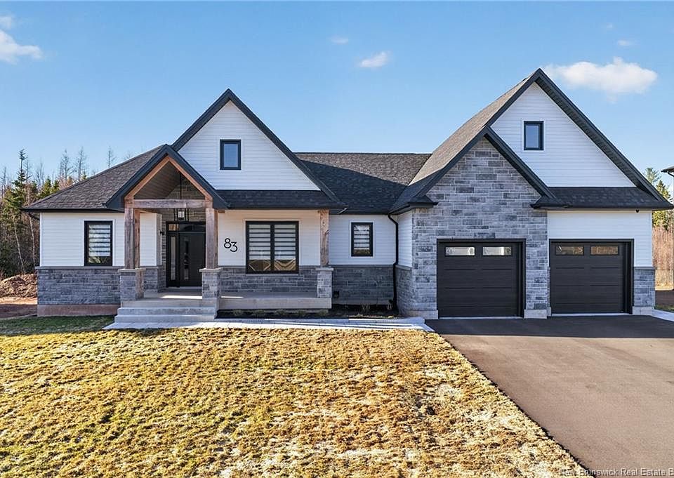 1st image of 83 Royal Oaks Blvd