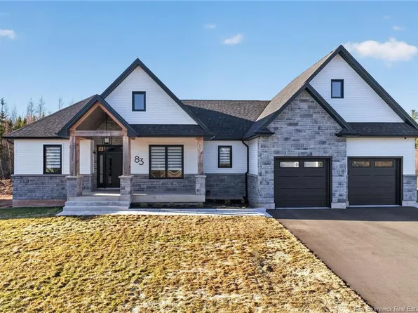 83 Royal Oaks Blvd, Moncton, NB E1H 0A7