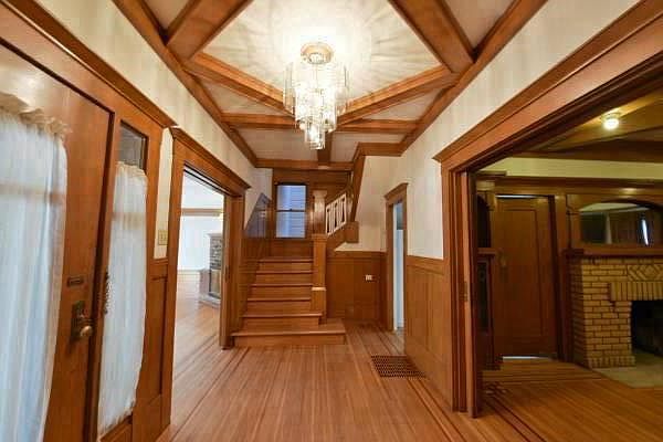 Entry Hall w BEAMS