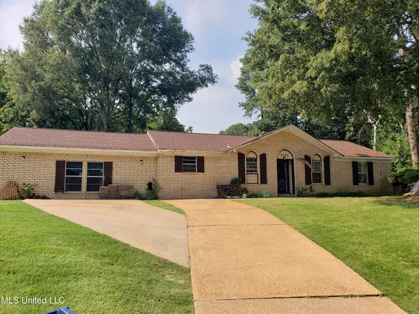 5746 Choctaw Cv, Horn Lake, MS 38637