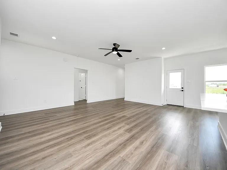 6273 Road 5503 — Photo 5
