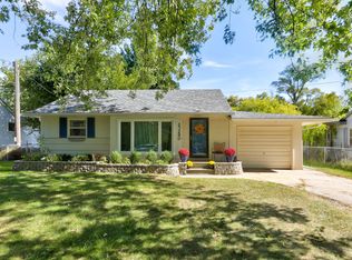 23290 Almira St, Southfield, MI 48033