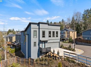 9057 SW 72nd Ave, Portland, OR 97223