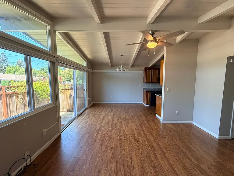 35 Kuhl Ct — Photo 3