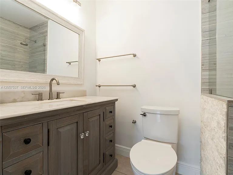 11549 SW 109th Rd #27D — Photo 17