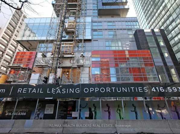 7 Grenville St, Toronto, ON