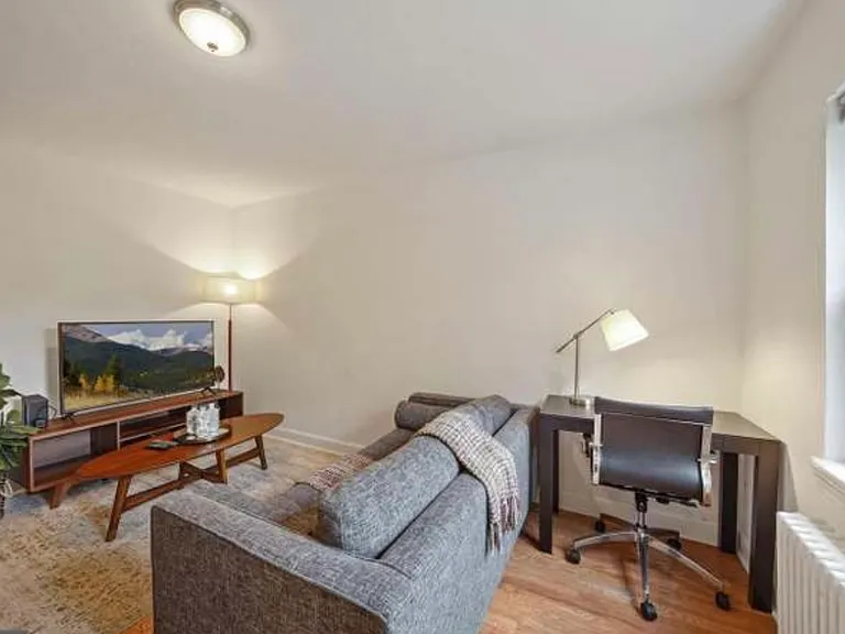 114 P St SW #1 — Photo 4