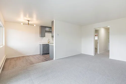 2850 15th Ave W Photo 1