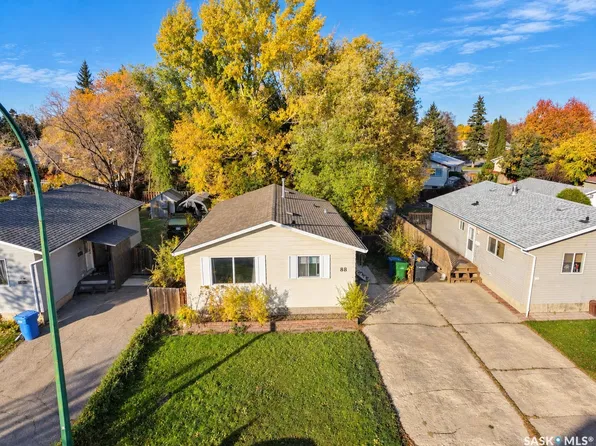 88 Bowerman Crescent, Prince Albert, SK S6V 6G4