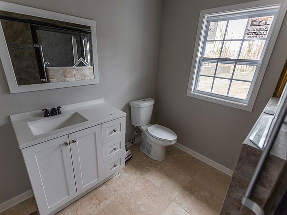 3rd image of 1802 Fern Dr