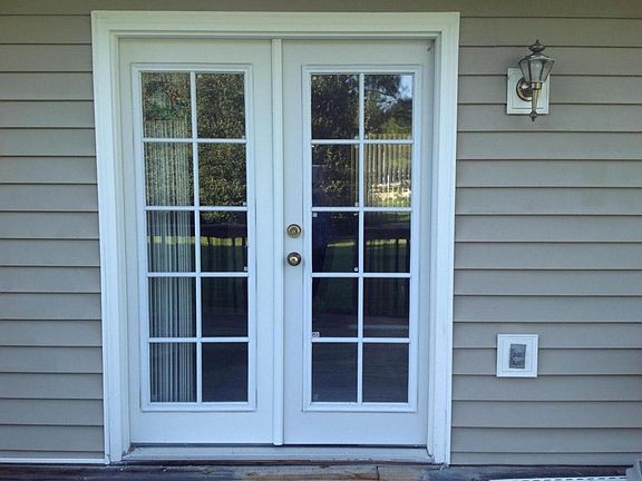 4th image of 326 Hidden Valley Cir