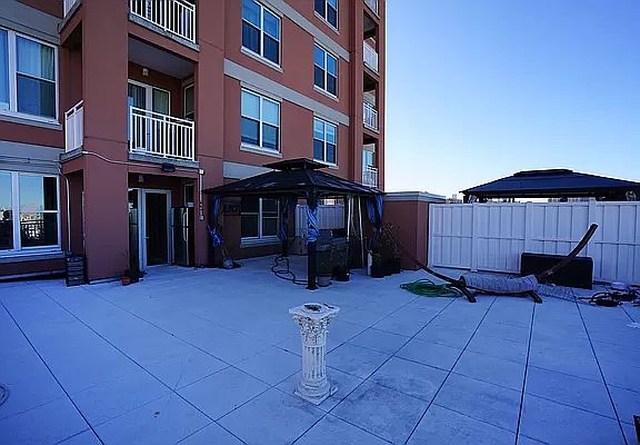2nd image of 50 Oceana Dr W APT 6C