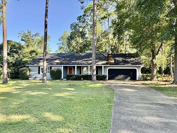 2nd image of 1105 Quail Run