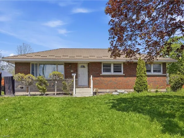 42 Sunnylea Dr, Saint Catharines, ON L2M 5Z8