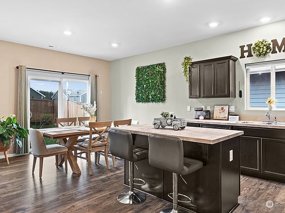 4th image of 6436 Yorktown Place NE #25