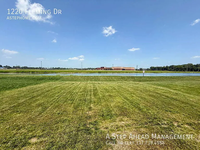 1220 Fleming Dr — Photo 29