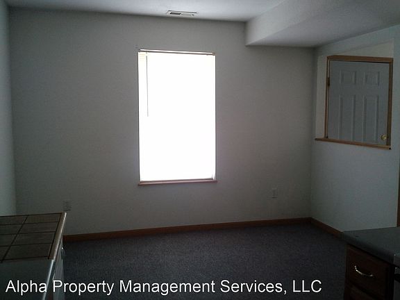 4th image of 205 Emerson St APT D