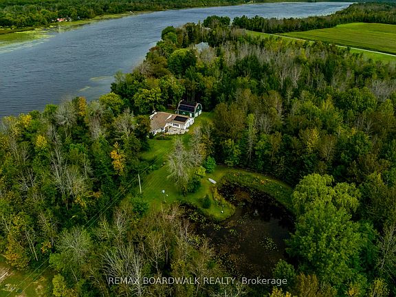 3rd image of 875 Corktown Rd