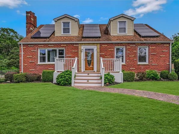 1276 William Floyd Parkway, Shirley, NY 11967