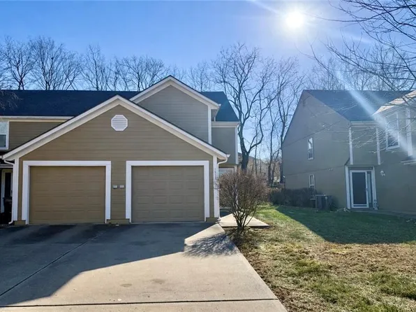 15521 E 48th St, Kansas City, MO 64136