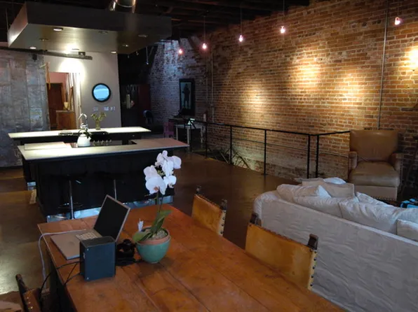 111 E Chapel Hill St, Durham, NC 27701