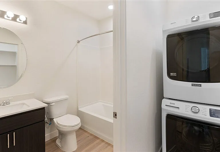 2240 N Hayden Rd — Photo 17