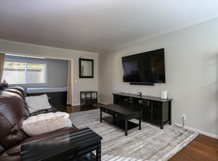 7580 Cathedral Oaks Rd APT 4, Goleta, CA 93117