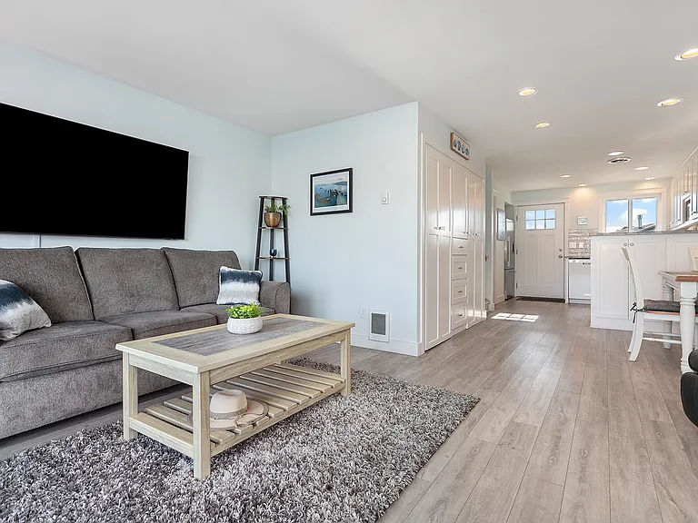 4038 Mayne Ln #2 — Photo 13