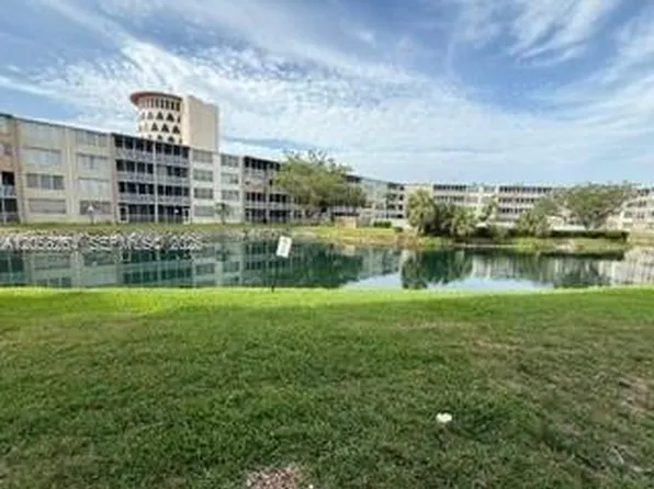 1700 NE 191st St APT 510, Miami, FL 33179