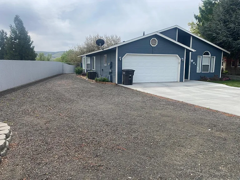 1529 S 32nd Ave — Photo 2