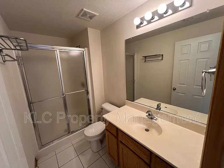 1725 S 50th St #192 — Photo 14